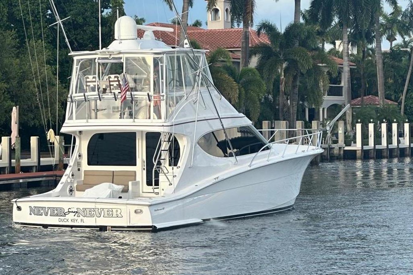 2013 Hatteras GT54