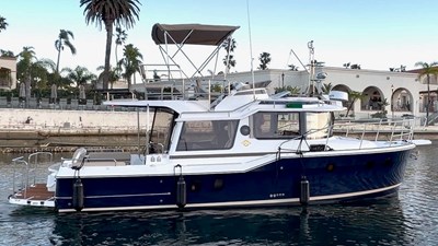 2025 RANGER TUGS R-29 458154