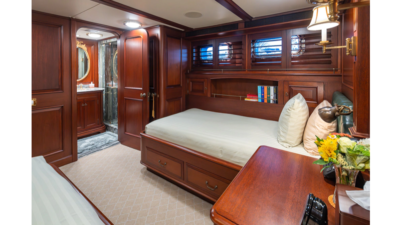 Photo of DELTA MARINE Marlinda 132'