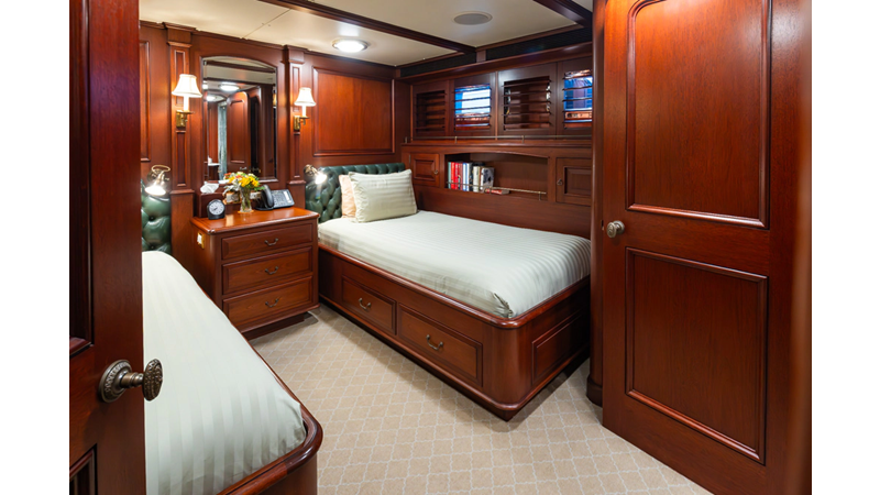 Photo of DELTA MARINE Marlinda 132'