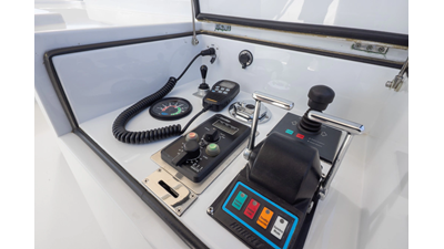 1989 DELTA MARINE Flybridge Motoryacht - photo 19