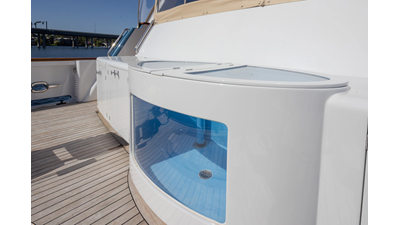 1989 DELTA MARINE Flybridge Motoryacht - photo 24