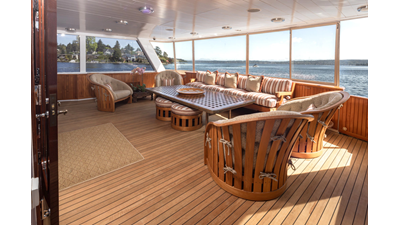 1989 DELTA MARINE Flybridge Motoryacht - photo 26