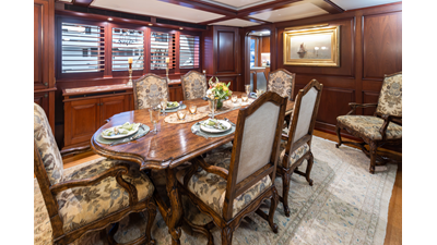 1989 DELTA MARINE Flybridge Motoryacht - photo 35