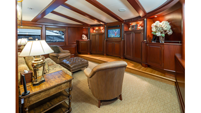 1989 DELTA MARINE Flybridge Motoryacht - photo 45