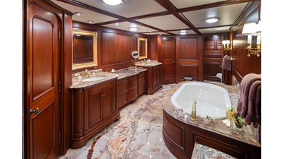 1989 DELTA MARINE Flybridge Motoryacht - photo 51