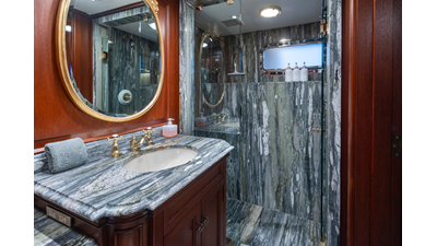 1989 DELTA MARINE Flybridge Motoryacht - photo 56