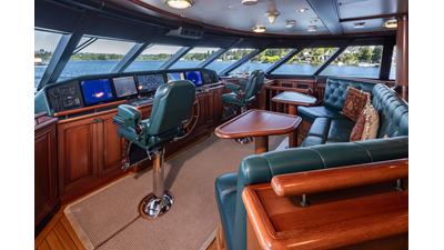 1989 DELTA MARINE Flybridge Motoryacht - photo 62
