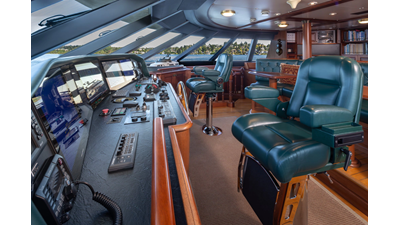 1989 DELTA MARINE Flybridge Motoryacht - photo 64