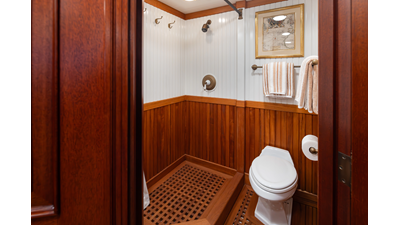 1989 DELTA MARINE Flybridge Motoryacht - photo 66