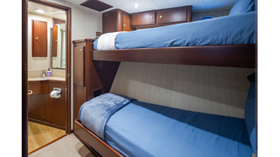 1989 DELTA MARINE Flybridge Motoryacht - photo 83