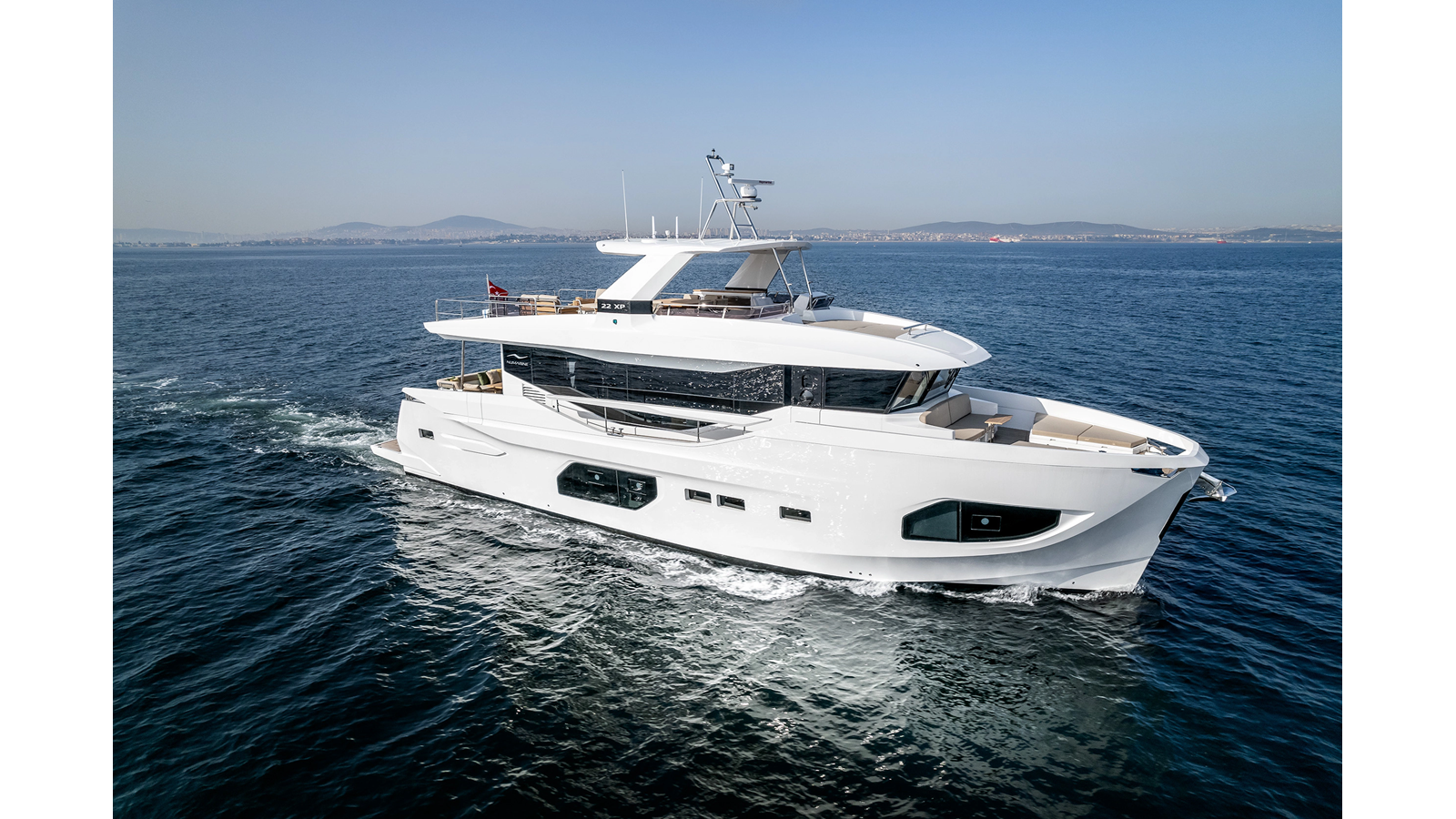 2027 Numarine 22XP