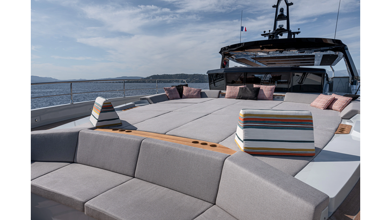 Photo of NUMARINE NUMARINE 30XP 101'