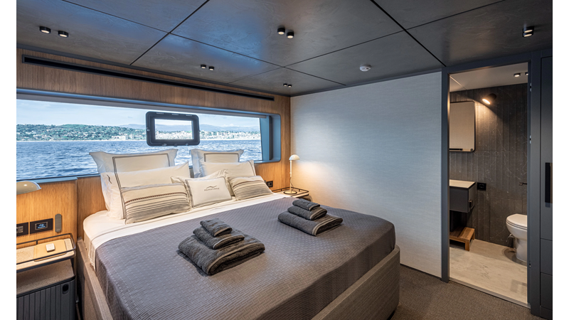 Photo of NUMARINE NUMARINE 30XP 101'