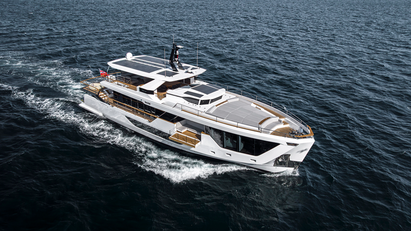 Photo of NUMARINE NUMARINE 30XP 101'
