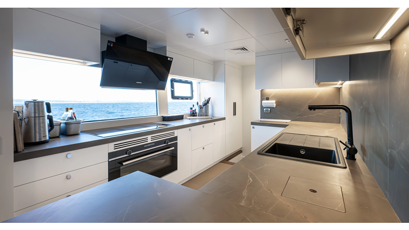 Photo of NUMARINE NUMARINE 30XP 101'