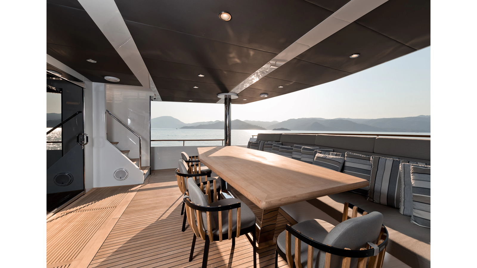 Numarine 32XP — photo 7