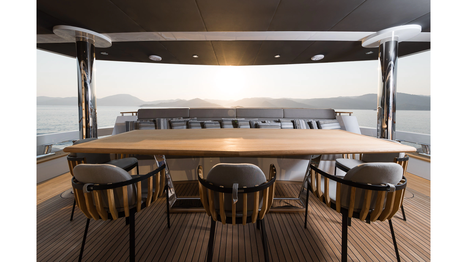Numarine 32XP — photo 8