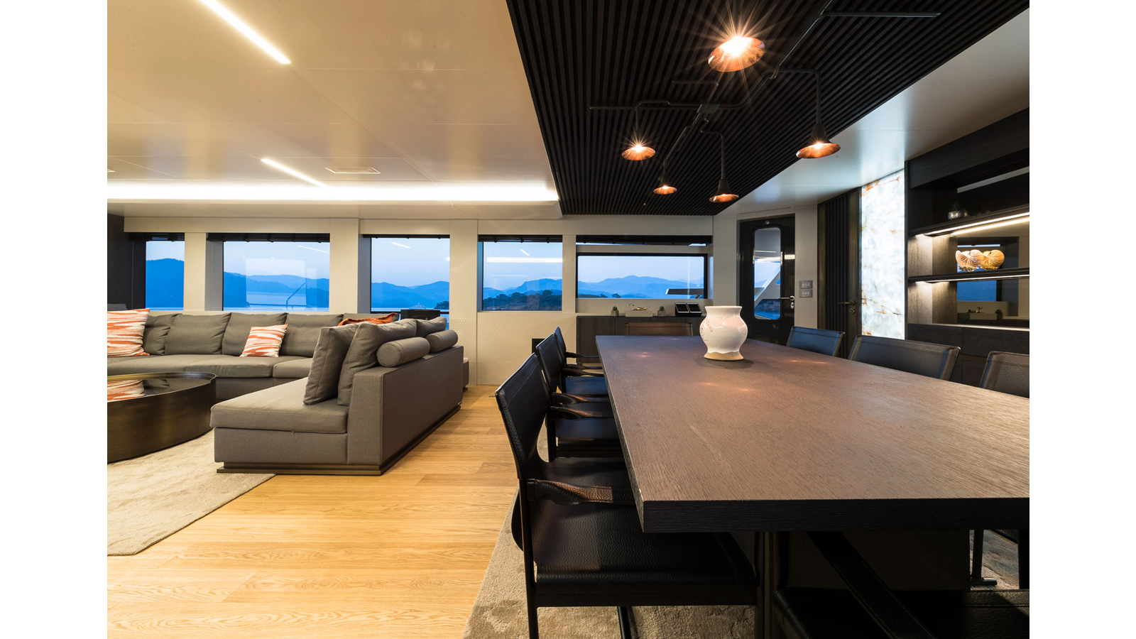 Numarine 32XP — photo 12