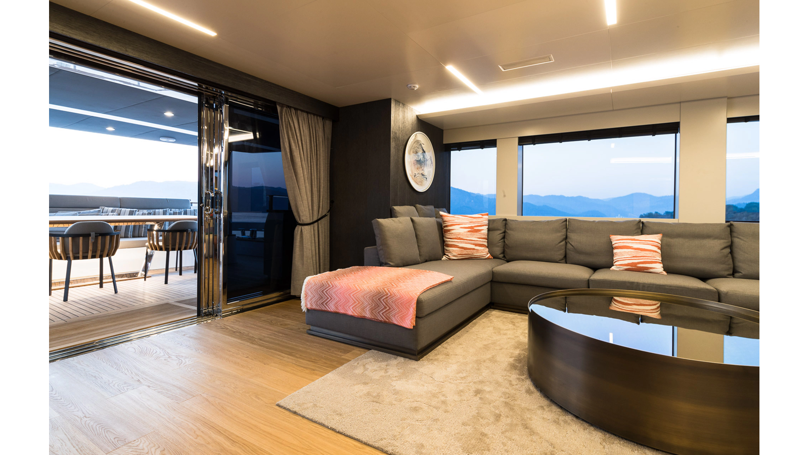Numarine 32XP — photo 15