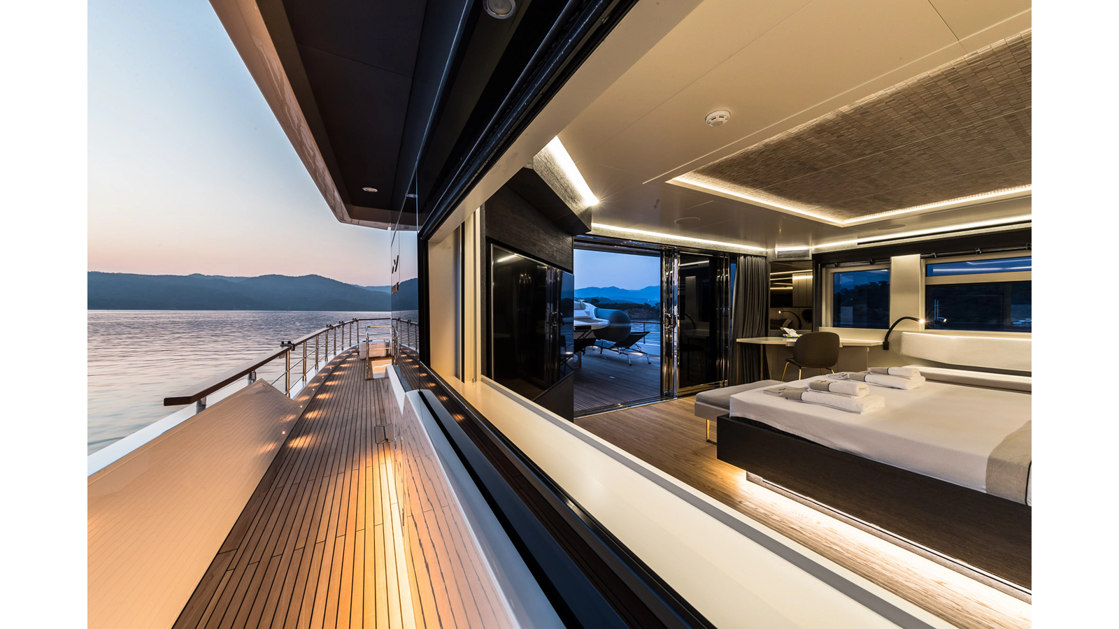 Numarine 32XP — photo 17