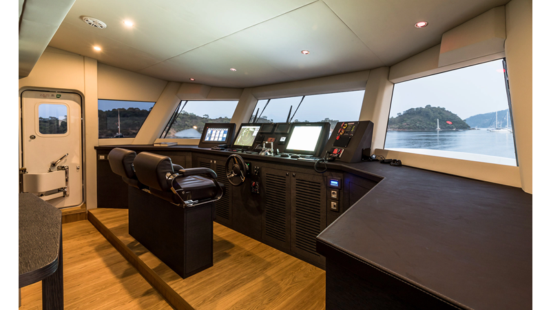 Photo of NUMARINE NUMARINE 32XP 105'