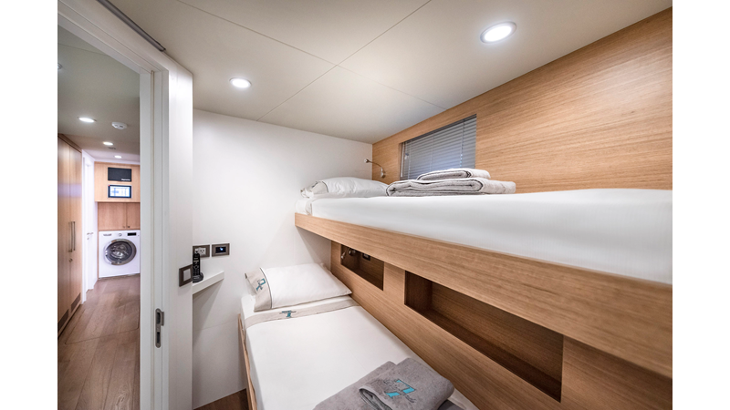 Photo of NUMARINE NUMARINE 32XP 105'
