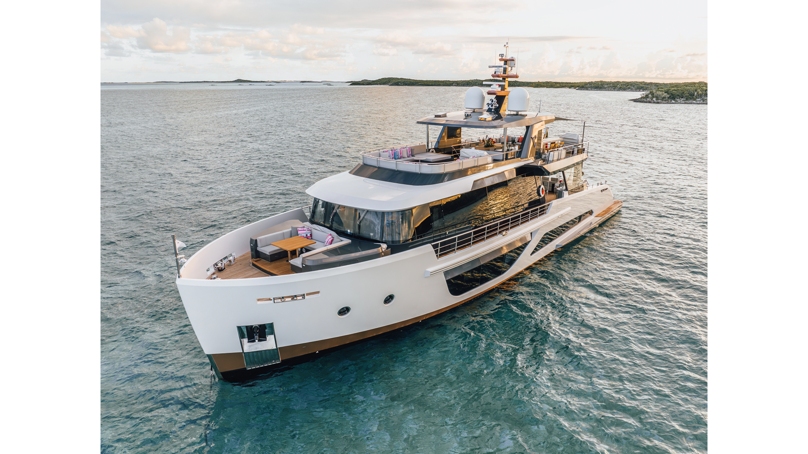 2022 ALPHA YACHTS Spritz 102 — photograph 3