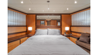 2004 MANGUSTA 105 Sport - photo 11