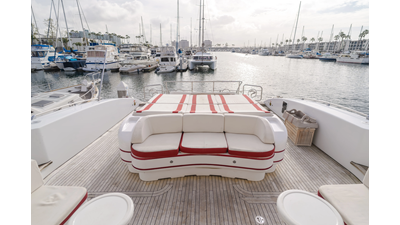 2004 MANGUSTA 105 Sport - photo 21