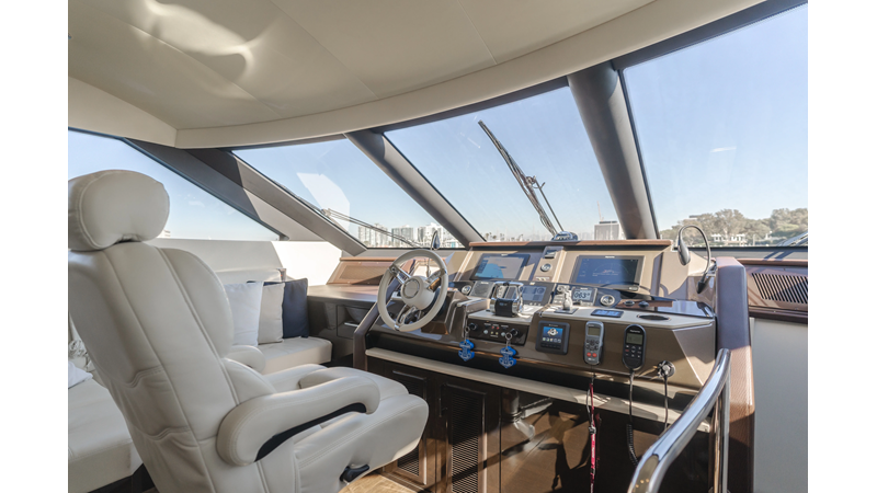 Photo of MARQUIS FINE SEAS-ONINGS 72'