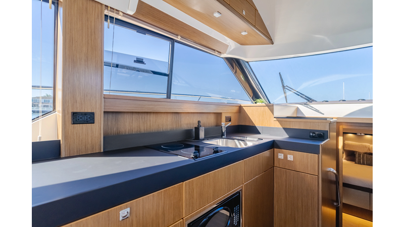 Photo of BAVARIA Special Place 42'