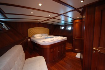2006 AEGEAN YACHT - photo 6