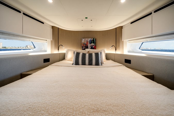Photo of AZIMUT YACHTS Destiny 53'