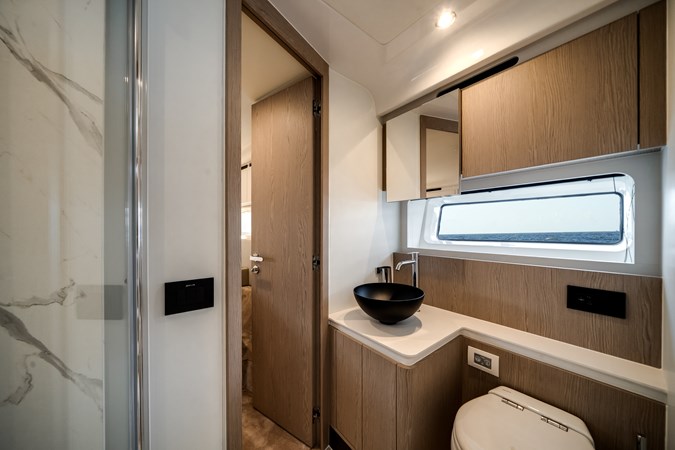Photo of AZIMUT YACHTS Destiny 53'