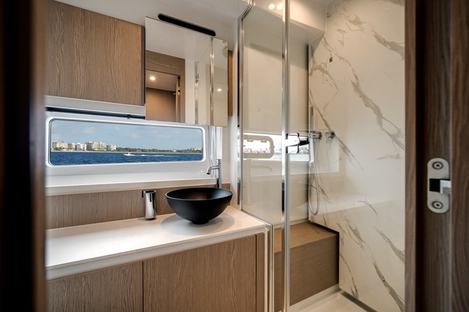 Photo of AZIMUT YACHTS Destiny 53'