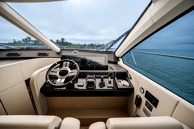 Photo of AZIMUT YACHTS Destiny 53'