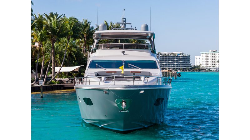2009 AZIMUT YACHTS Flybridge 85