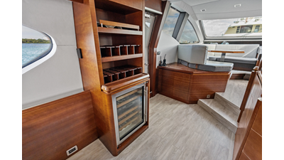 2009 AZIMUT YACHTS Flybridge 85 - photo 28