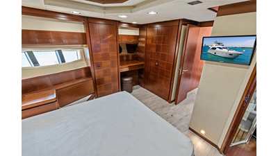 2009 AZIMUT YACHTS Flybridge 85 - photo 40