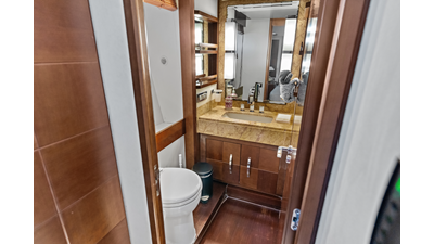 2009 AZIMUT YACHTS Flybridge 85 - photo 47