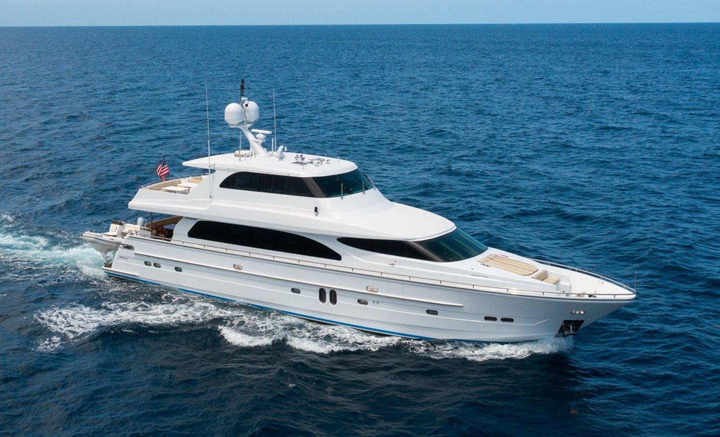 2006 Horizon Motor Yachts Elegance 82