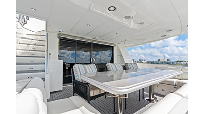2005 JOHNSON 87' Motor Yacht - photo 12