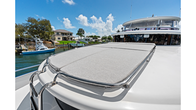 2005 JOHNSON 87' Motor Yacht - photo 38