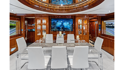 2005 JOHNSON 87' Motor Yacht - photo 42