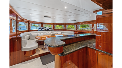 2005 JOHNSON 87' Motor Yacht - photo 53
