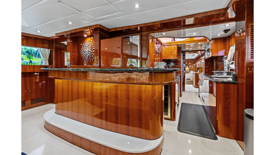 2005 JOHNSON 87' Motor Yacht - photo 55