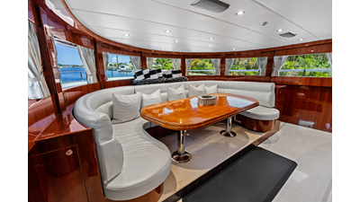 2005 JOHNSON 87' Motor Yacht - photo 56