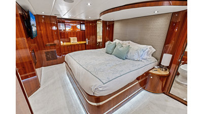 2005 JOHNSON 87' Motor Yacht - photo 63