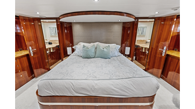 2005 JOHNSON 87' Motor Yacht - photo 64